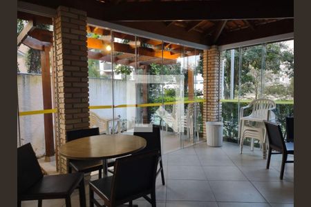 Casa à venda com 2 quartos, 136m² em Vila São Silvestre, São Paulo