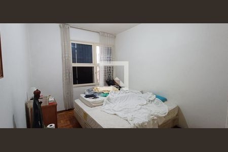 Casa à venda com 3 quartos, 200m² em Vila Pirajussara, São Paulo