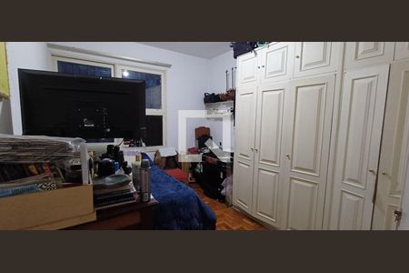 Casa à venda com 3 quartos, 200m² em Vila Pirajussara, São Paulo