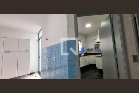 Casa à venda com 3 quartos, 295m² em Cidade São Francisco, São Paulo