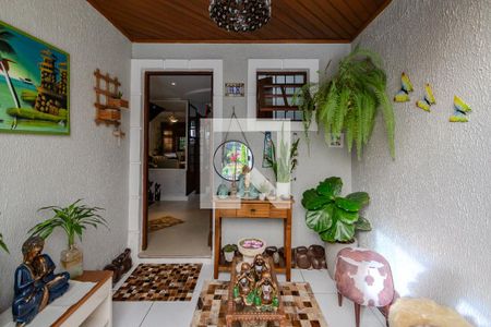 Hall de entrada de casa de condomínio à venda com 3 quartos, 258m² em Guarujá, Porto Alegre