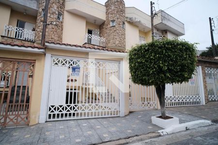 Fachada  de casa à venda com 3 quartos, 138m² em Vila Guilhermina, São Paulo