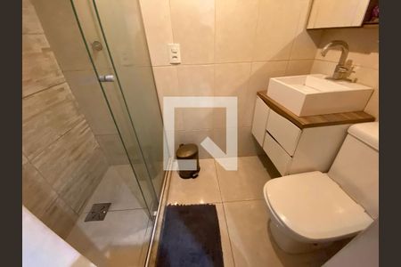 Banheiro Social de apartamento à venda com 3 quartos, 64m² em Jacarepaguá, Rio de Janeiro