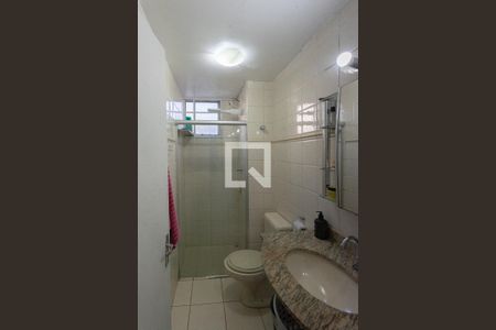 Banheiro de apartamento à venda com 2 quartos, 47m² em Vila Padre Manoel de Nobrega, Campinas
