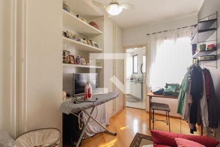 Suíte 1 de apartamento à venda com 3 quartos, 165m² em Vila Monumento, São Paulo