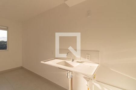 Cozinha de apartamento para alugar com 2 quartos, 33m² em Vila Maria, São Paulo