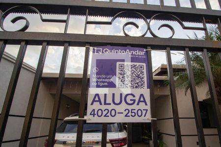 Placa de casa para alugar com 3 quartos, 480m² em Jardim Rosalia Alcolea, Sorocaba