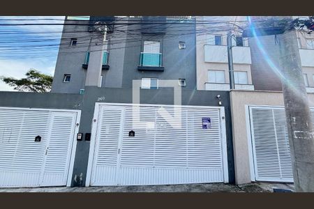 Fachada e placa de apartamento à venda com 2 quartos, 100m² em Vila Valparaíso, Santo André