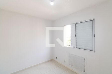 Quarto 2 de apartamento para alugar com 2 quartos, 51m² em Inhoaíba, Rio de Janeiro