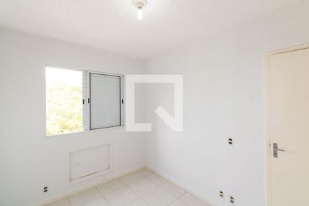 Quarto 1 de apartamento para alugar com 2 quartos, 51m² em Inhoaíba, Rio de Janeiro