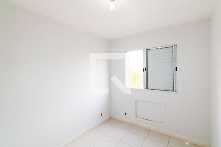 Quarto 1 de apartamento para alugar com 2 quartos, 51m² em Inhoaíba, Rio de Janeiro