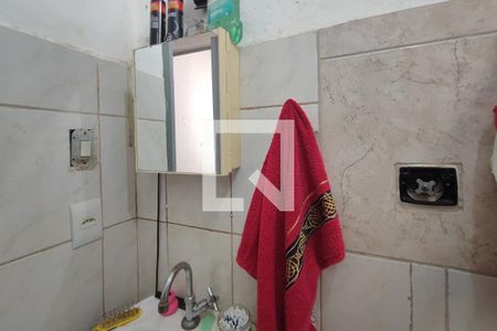 Banheiro de casa à venda com 2 quartos, 152m² em Vila Aurocan, Campinas