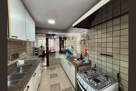 Cozinha de apartamento à venda com 2 quartos, 90m² em Copacabana, Rio de Janeiro