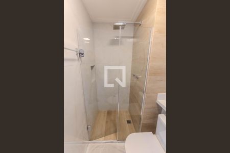 Banheiro de kitnet/studio à venda com 1 quarto, 21m² em Liberdade, São Paulo