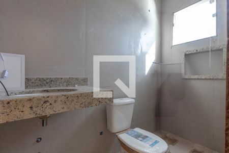 Banheiro de casa à venda com 3 quartos, 100m² em Copacabana, Belo Horizonte
