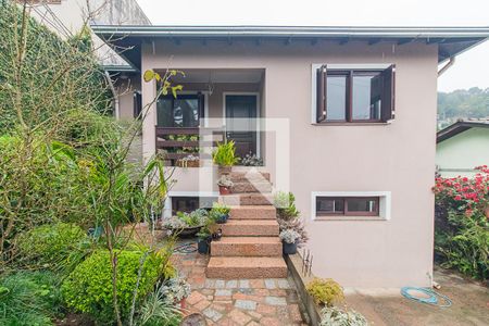 Fachada de casa à venda com 4 quartos, 300m² em Vila Conceição, Porto Alegre
