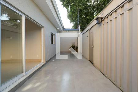 Varanda da Sala de casa para alugar com 3 quartos, 125m² em Glória, Belo Horizonte