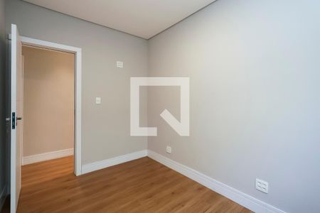 Quarto 1 de casa para alugar com 3 quartos, 125m² em Glória, Belo Horizonte