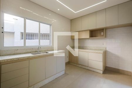 Cozinha de casa para alugar com 3 quartos, 125m² em Glória, Belo Horizonte