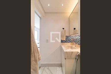 Banheiro de apartamento à venda com 1 quarto, 62m² em Barra Funda, São Paulo