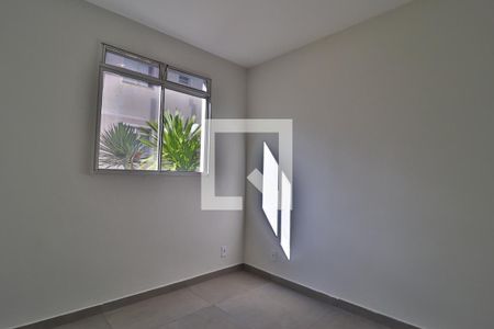 Quarto 1 de apartamento para alugar com 2 quartos, 45m² em Shopping Park, Uberlândia