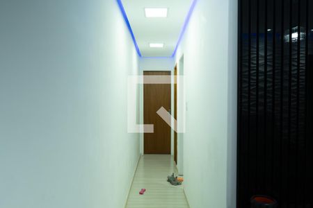 Corredor de apartamento à venda com 2 quartos, 60m² em Irajá, Rio de Janeiro