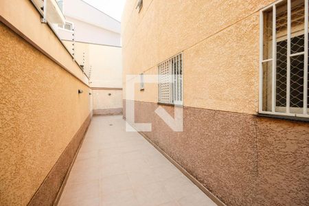 Corredor de apartamento à venda com 2 quartos, 55m² em Jardim Sonia, São Paulo