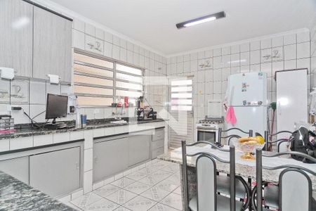 Cozinha de casa à venda com 3 quartos, 150m² em Vila Pereira Cerca, São Paulo