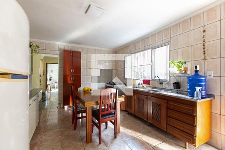Cozinha de casa para alugar com 6 quartos, 250m² em Vila Campanela, São Paulo