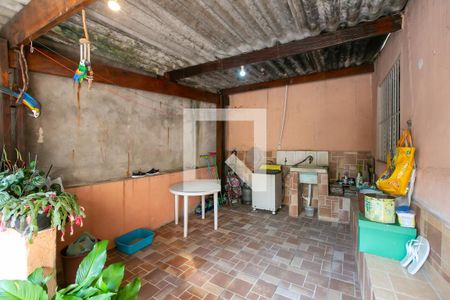 Área de Serviço de casa para alugar com 6 quartos, 250m² em Vila Campanela, São Paulo