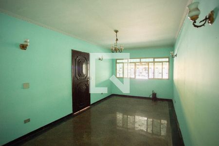 Sala de casa à venda com 3 quartos, 168m² em Vila Vitorio Mazzei, São Paulo