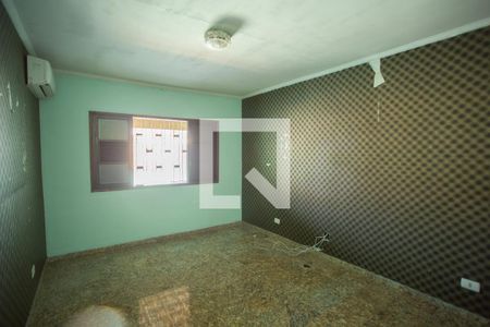 Quarto 1 de casa à venda com 3 quartos, 168m² em Vila Vitorio Mazzei, São Paulo