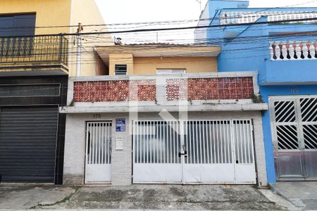 Fachada de casa à venda com 3 quartos, 120m² em Parque Edu Chaves, São Paulo