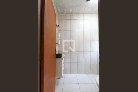 Banheiro de casa à venda com 3 quartos, 120m² em Parque Edu Chaves, São Paulo