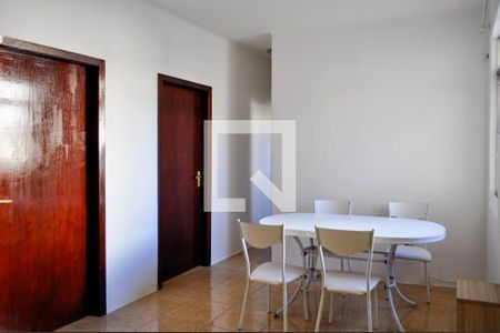 Sala de apartamento para alugar com 2 quartos, 60m² em Santo Antônio, Porto Alegre
