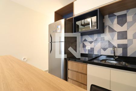 Cozinha de apartamento para alugar com 1 quarto, 25m² em Pompeia, São Paulo