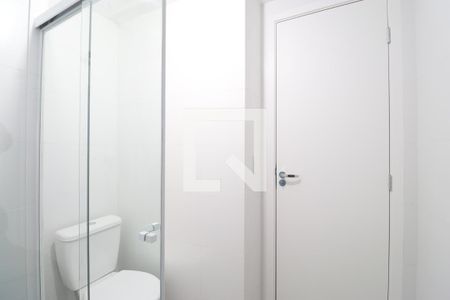 Banheiro de apartamento para alugar com 1 quarto, 25m² em Pompeia, São Paulo