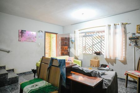 Sala de casa à venda com 3 quartos, 155m² em Jardim Patente, São Paulo