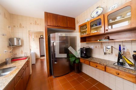 Cozinha de apartamento à venda com 4 quartos, 160m² em Cidade Nova, Belo Horizonte