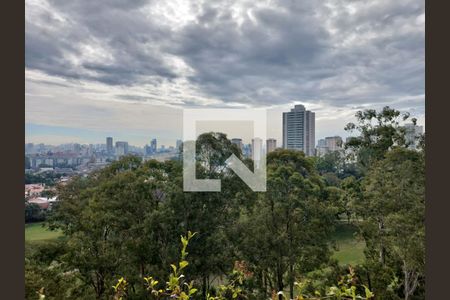 Apartamento à venda com 411m², 4 quartos e 3 vagasVista da Suíte 3