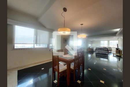 Apartamento à venda com 411m², 4 quartos e 3 vagasCopa