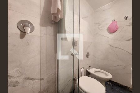 Apartamento à venda com 411m², 4 quartos e 3 vagasBanheiro da Suíte 1