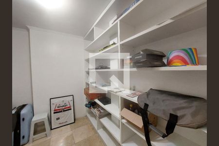 Apartamento à venda com 411m², 4 quartos e 3 vagasEscritório