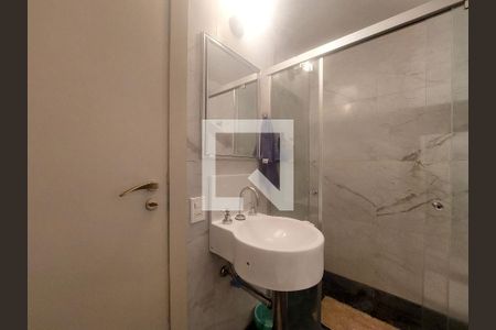 Apartamento à venda com 411m², 4 quartos e 3 vagasBanheiro da Suíte 1