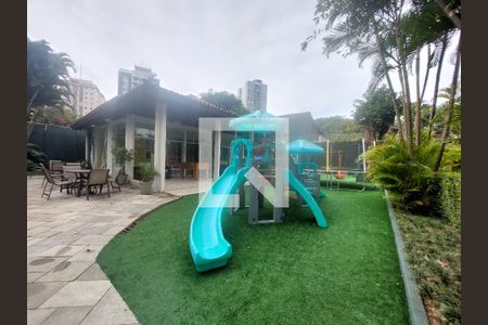 Apartamento à venda com 411m², 4 quartos e 3 vagasÁrea Comum - Playground