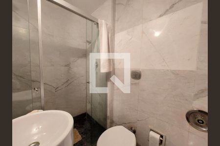 Apartamento à venda com 411m², 4 quartos e 3 vagasBanheiro da Suíte 1