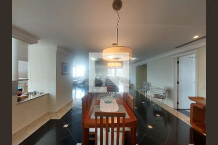 Apartamento à venda com 411m², 4 quartos e 3 vagasCopa