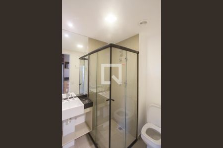 Banheiro de kitnet/studio à venda com 1 quarto, 23m² em Santo Amaro, São Paulo