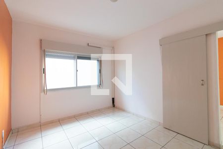 Quarto de apartamento à venda com 1 quarto, 39m² em Farroupilha, Porto Alegre