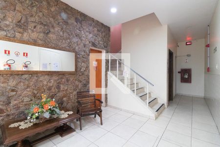 Hall de entrada de apartamento para alugar com 1 quarto, 39m² em Farroupilha, Porto Alegre